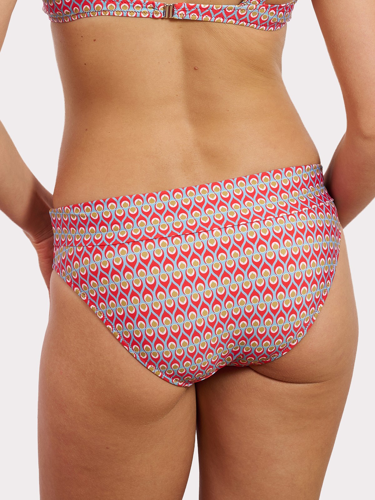 GOCCIA CELESTE FRESA Braguita alta con vuelta