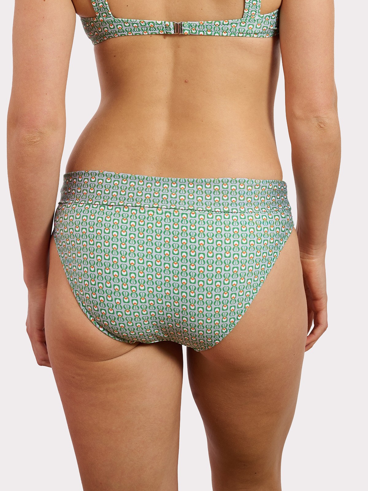 SCOP VERDE Braguita alta con vuelta